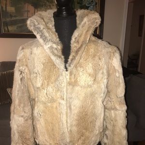 Vintage pop collar fur coat